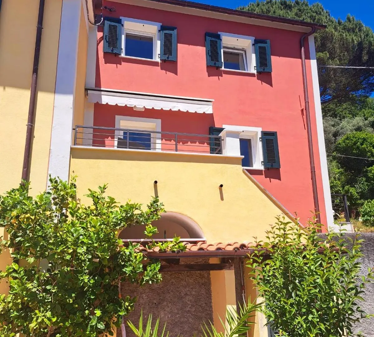بيت للعطل Casa Vacanze Verde Mare Relax لا سبيتسْيا